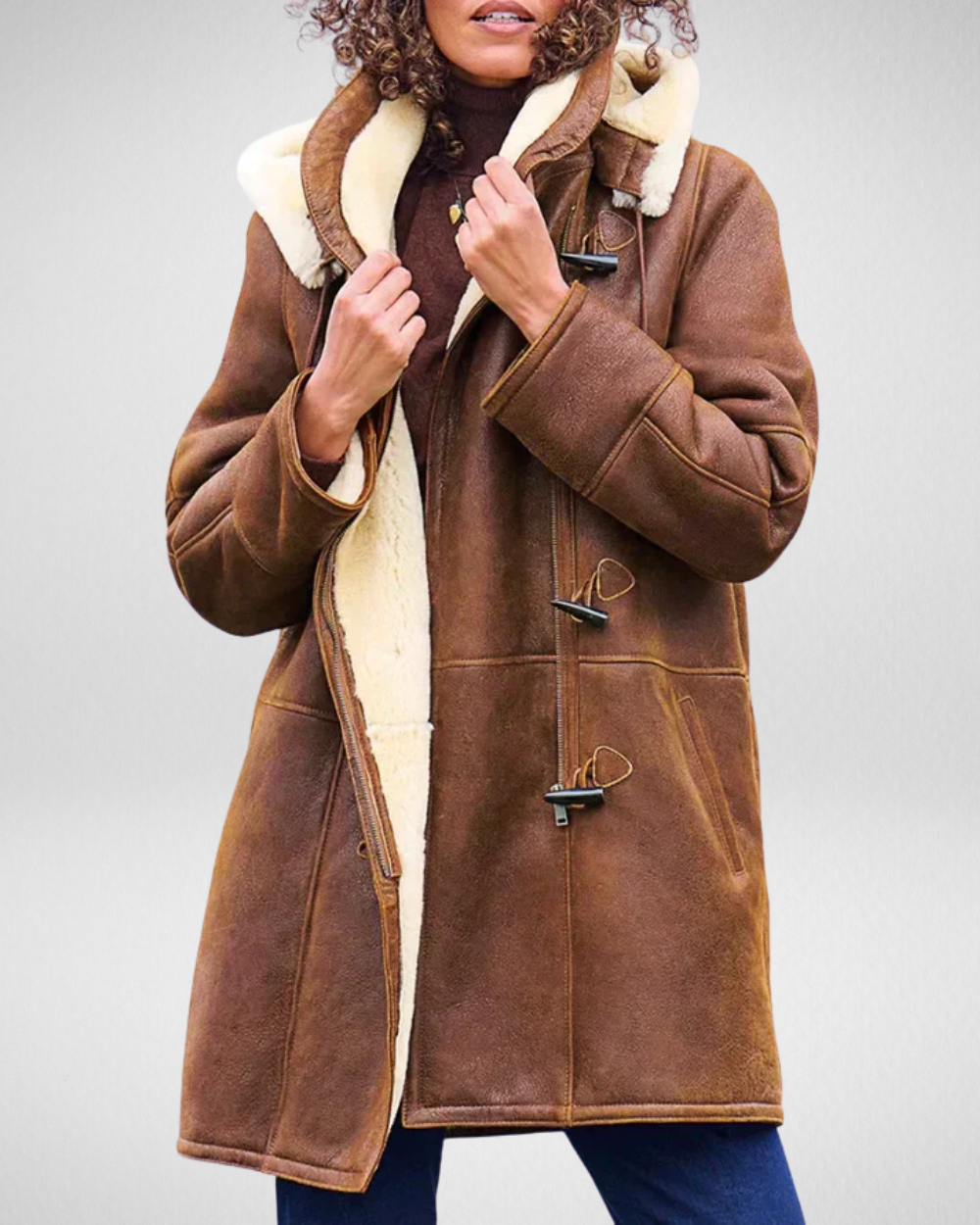 Damski płaszcz zimowy z kożuchem – z kapturem – luźny krój – ciepła podszewka