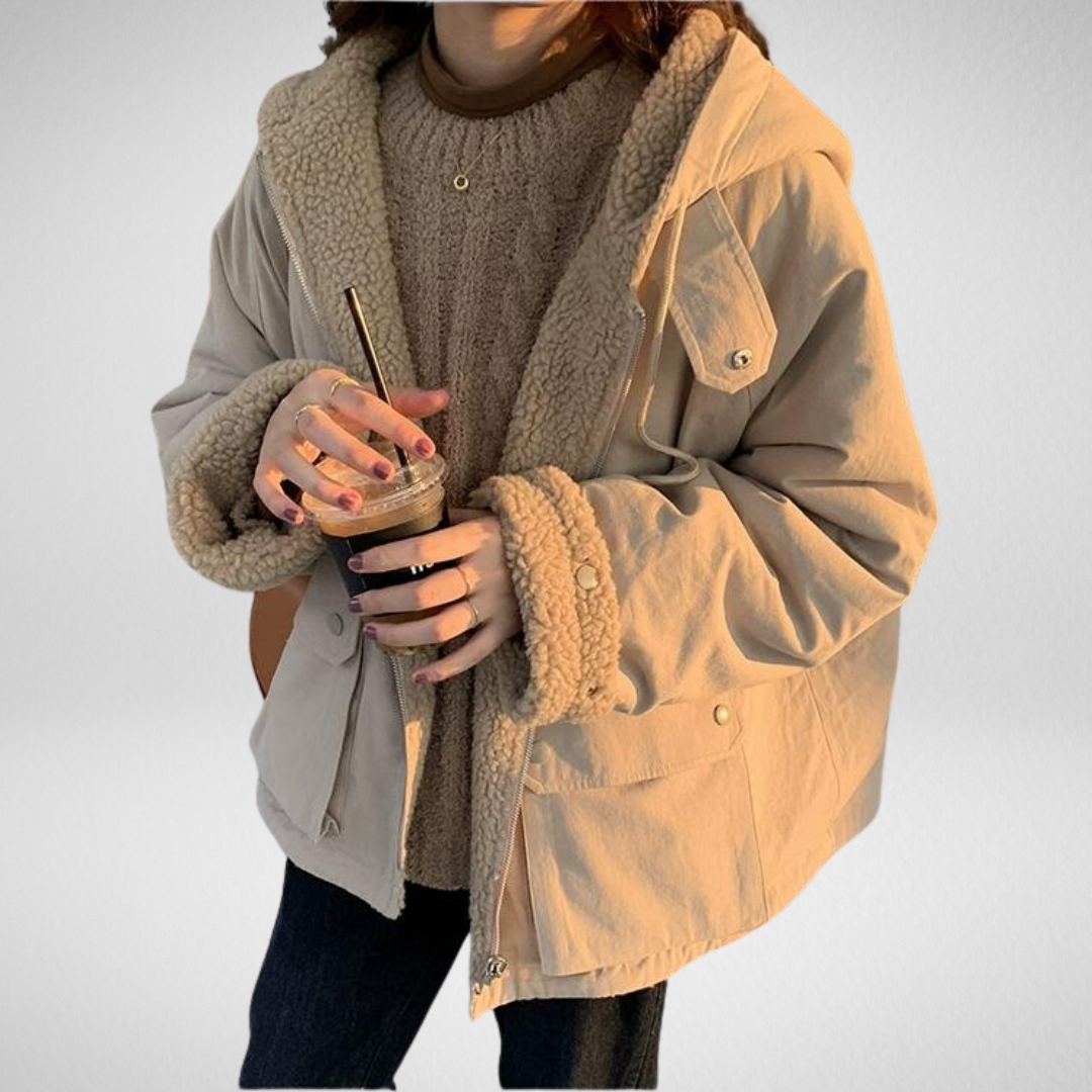 Kurtka damska dwustronna z kapturem – ciepło i styl w jednym