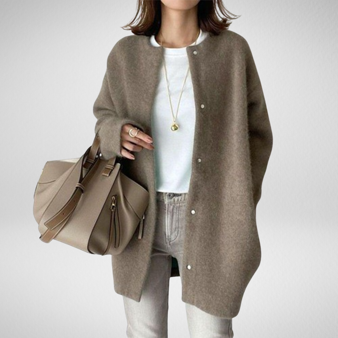 Stylowy kardigan damski – elegancja i wygoda w jednym