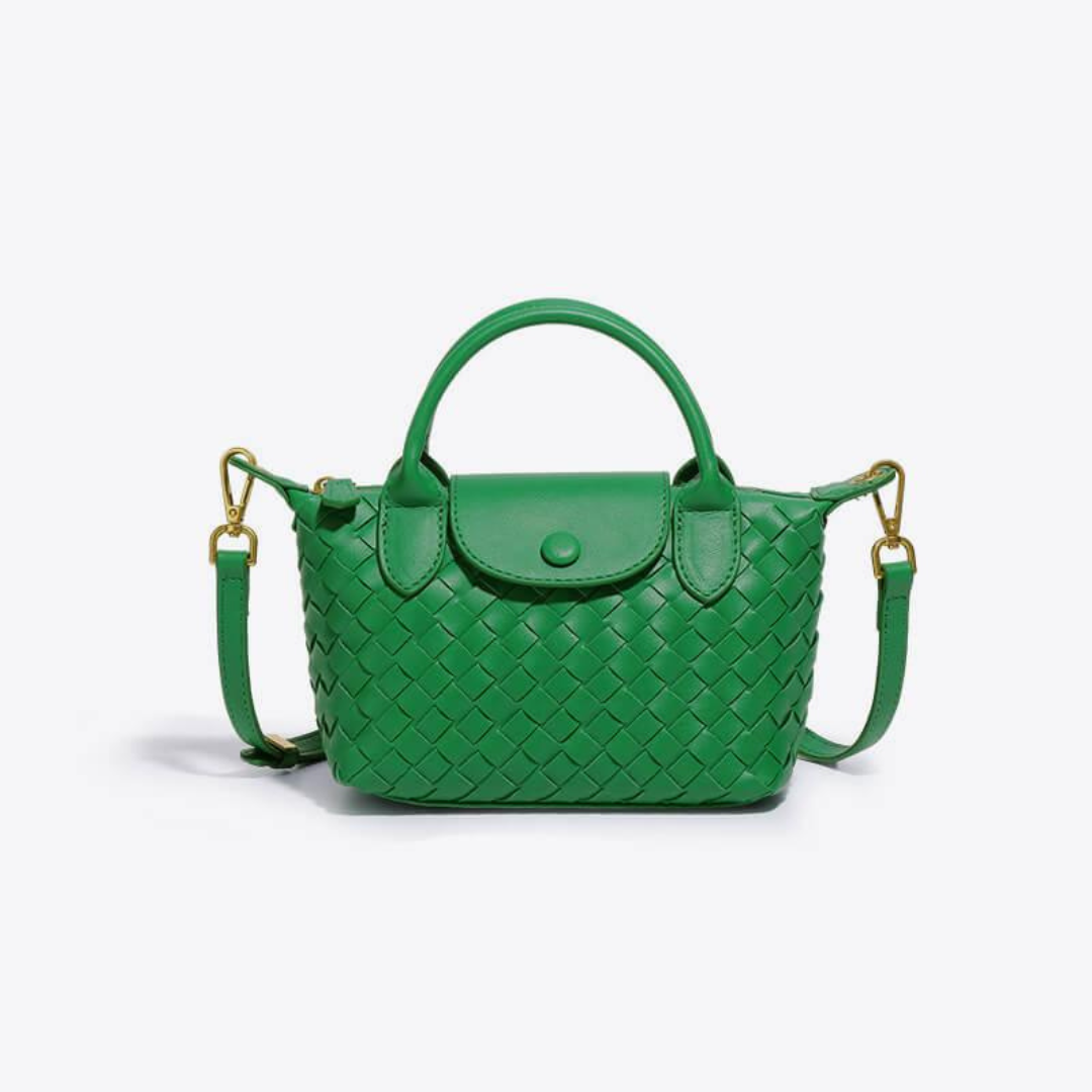 Kompaktowa torebka z plecionym wzorem – elegancja w mini formacie