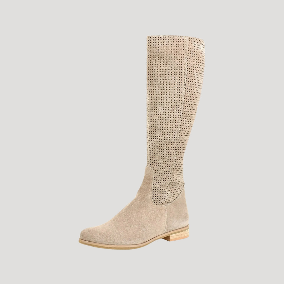 Damskie kozaki zamszowe za kolano – lekkość i perforowany styl