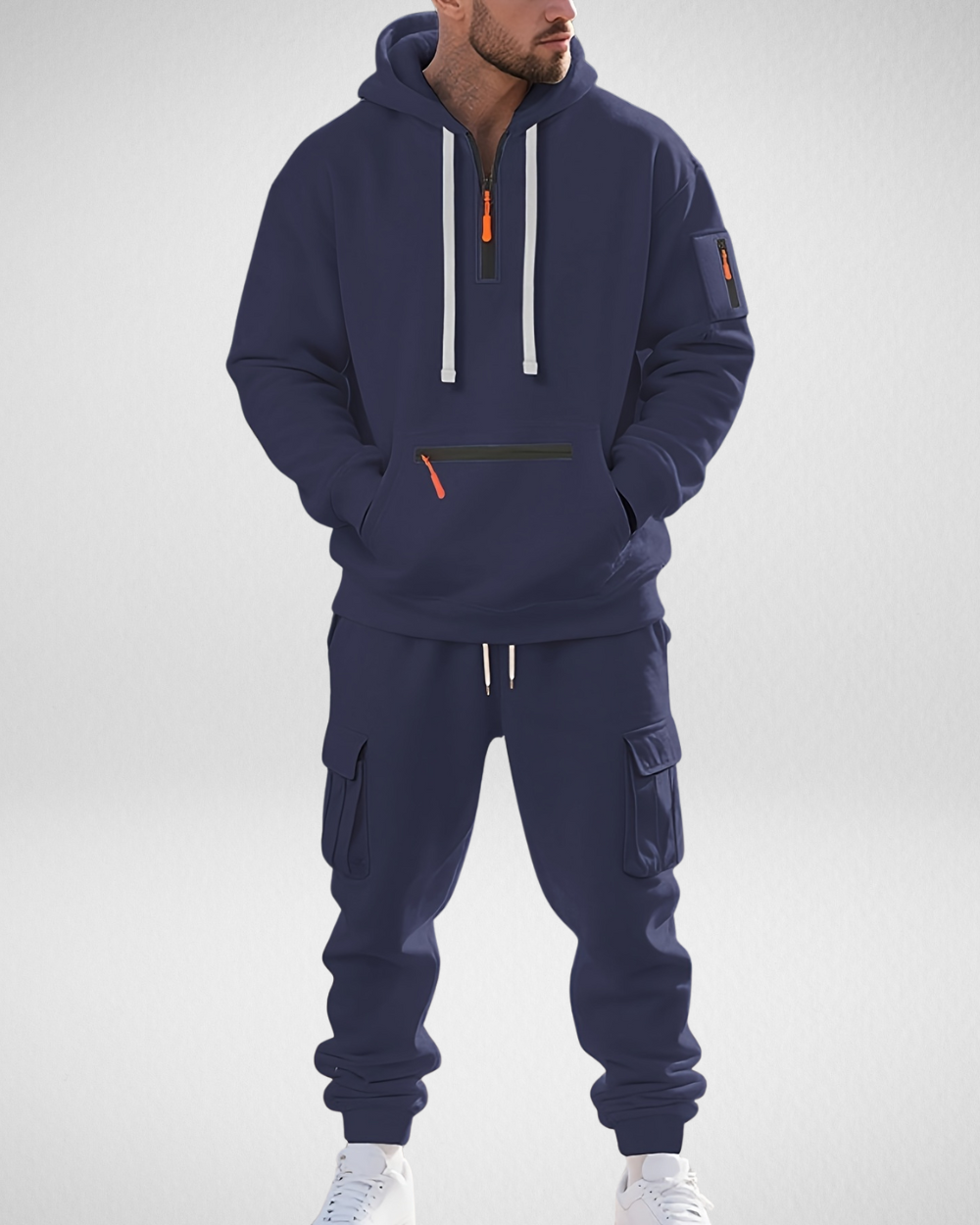 Dres męski – bluza z kapturem i spodnie cargo – sportowy zimowy styl