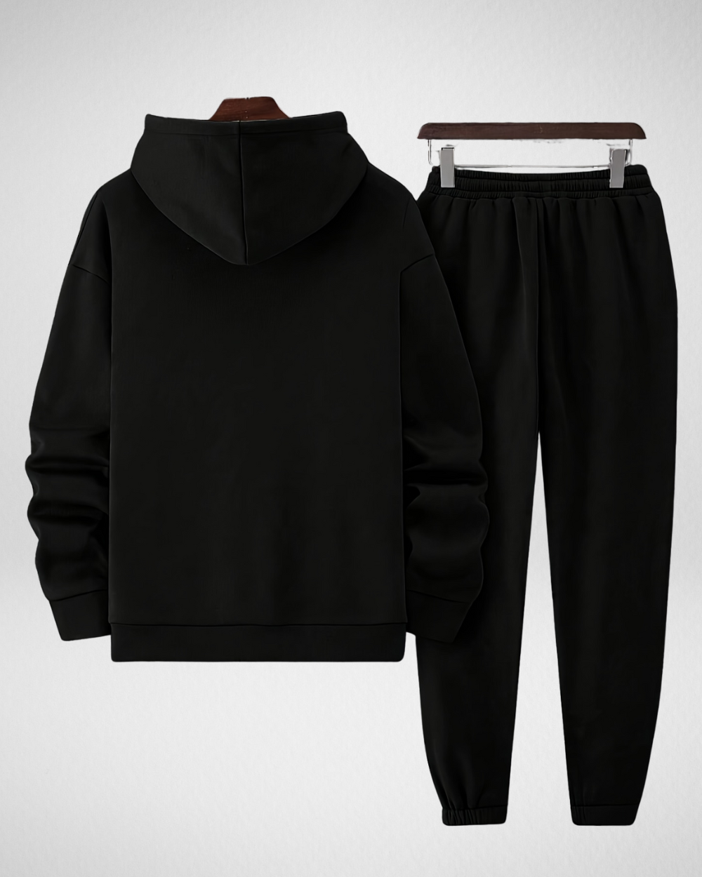 Męski dres – bluza z kapturem i spodnie – codzienny komfort