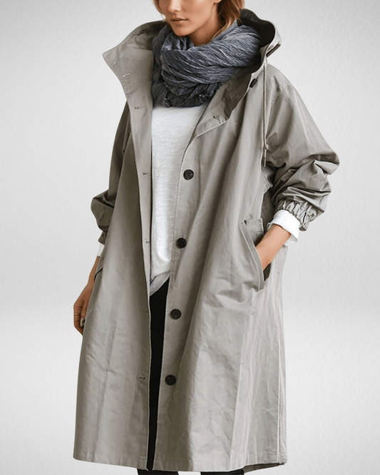 Klasyczny Trencz w Beżu – Idealny na Sezon Przejściowy