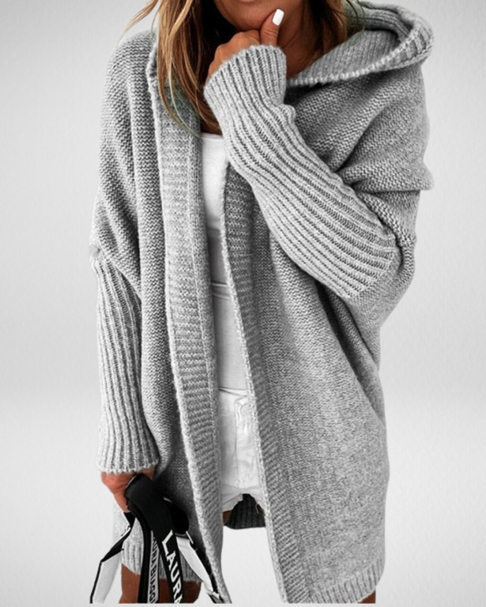 Damski kardigan z kapturem – miękkość i styl w jednym