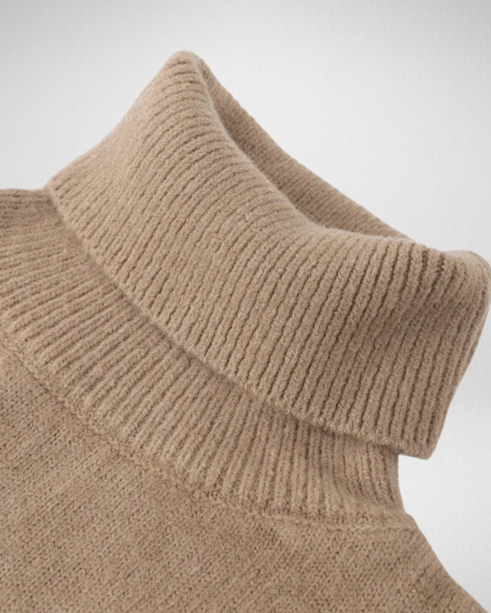 Damski golf z miękkiej dzianiny – elegancja i ciepło na chłodne dni