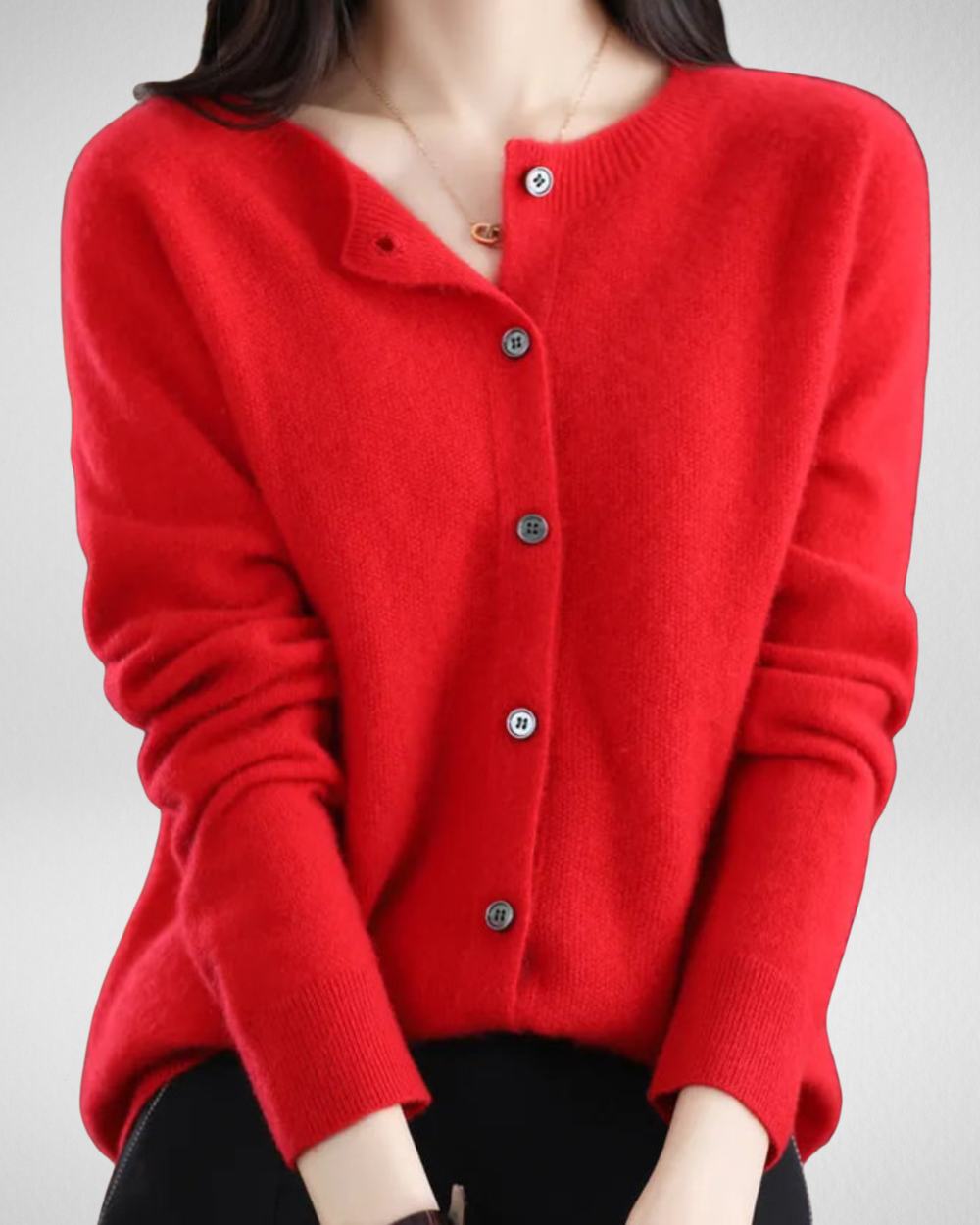 Damski sweter zapinany na guziki – elegancja w codziennym wydaniu