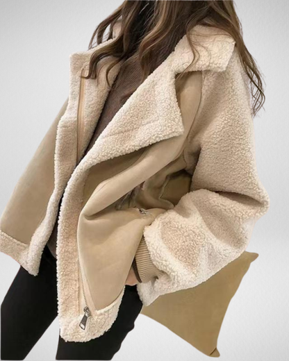 Kurtka damska z kożuszkiem – ciepło, styl i wygoda