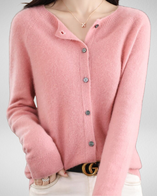 Kardigan damski z guzikami – elegancja i komfort na co dzień