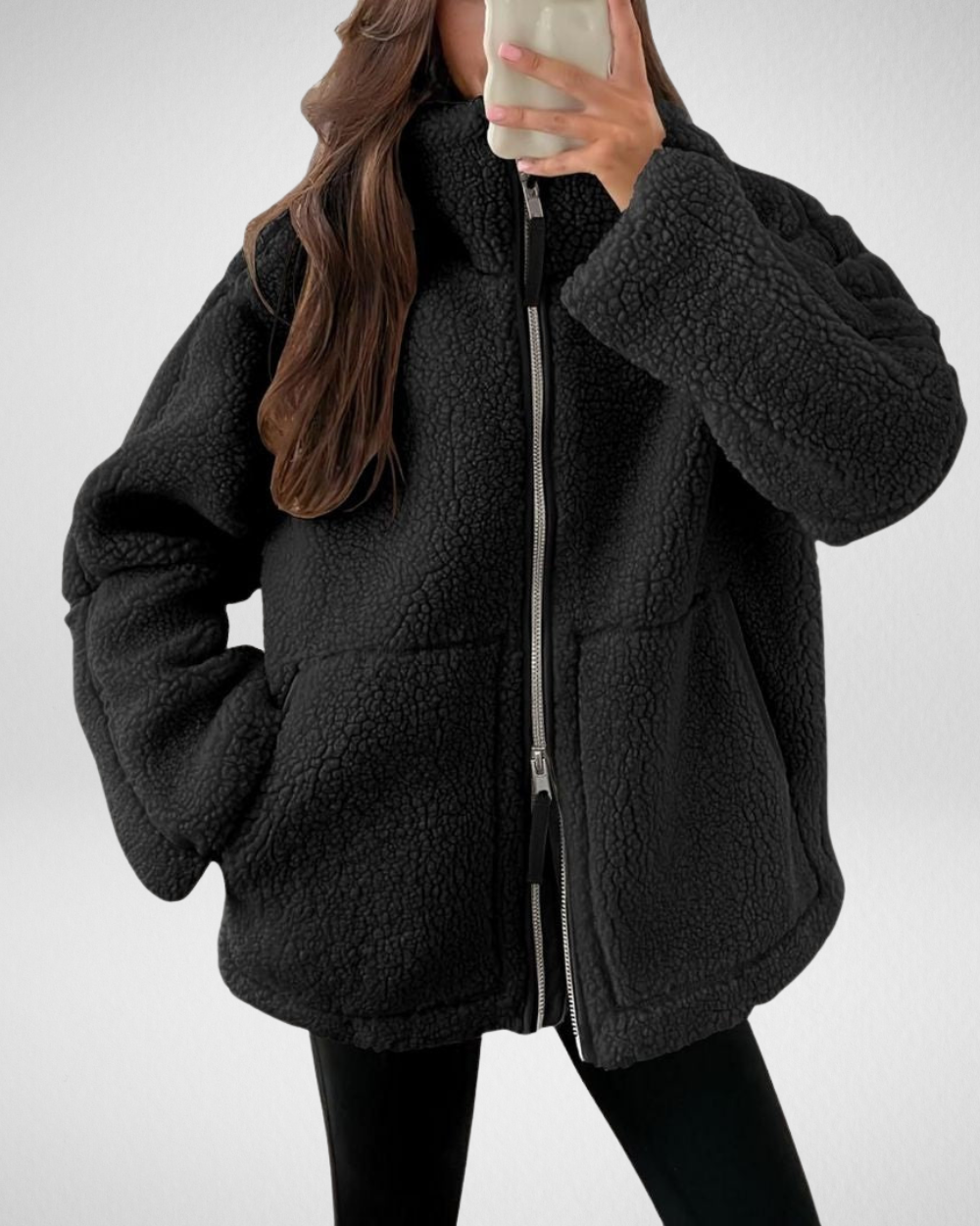 Damska kurtka polarowa typu “teddy” – ciepło i miękkość na chłodne dni