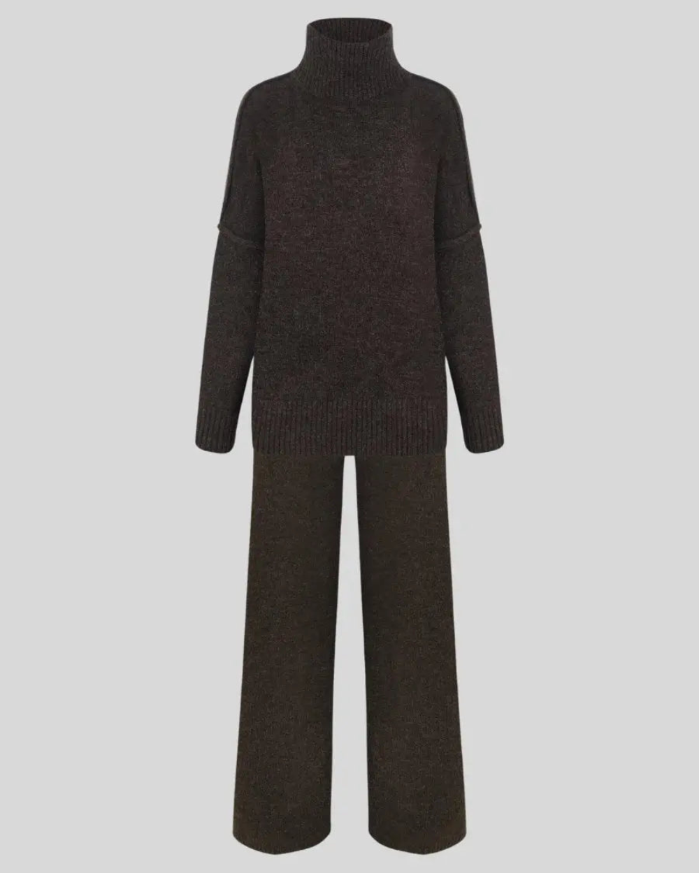 Dzianinowy komplet damski – miękki, stylowy i wygodny