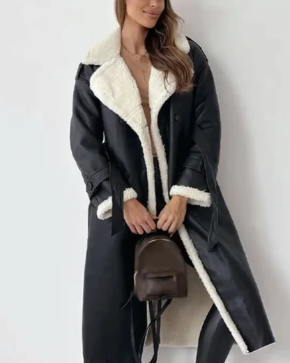 Długi damski płaszcz z futerkiem – styl i komfort w jednym