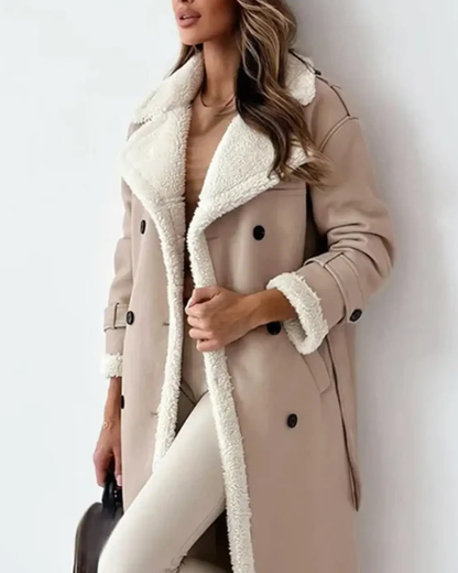 Długi damski płaszcz z futerkiem – styl i komfort w jednym