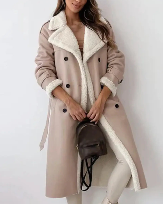 Długi damski płaszcz z futerkiem – styl i komfort w jednym