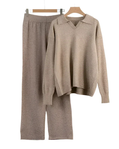 Dzianinowy komplet damski – elegancja i komfort na co dzień