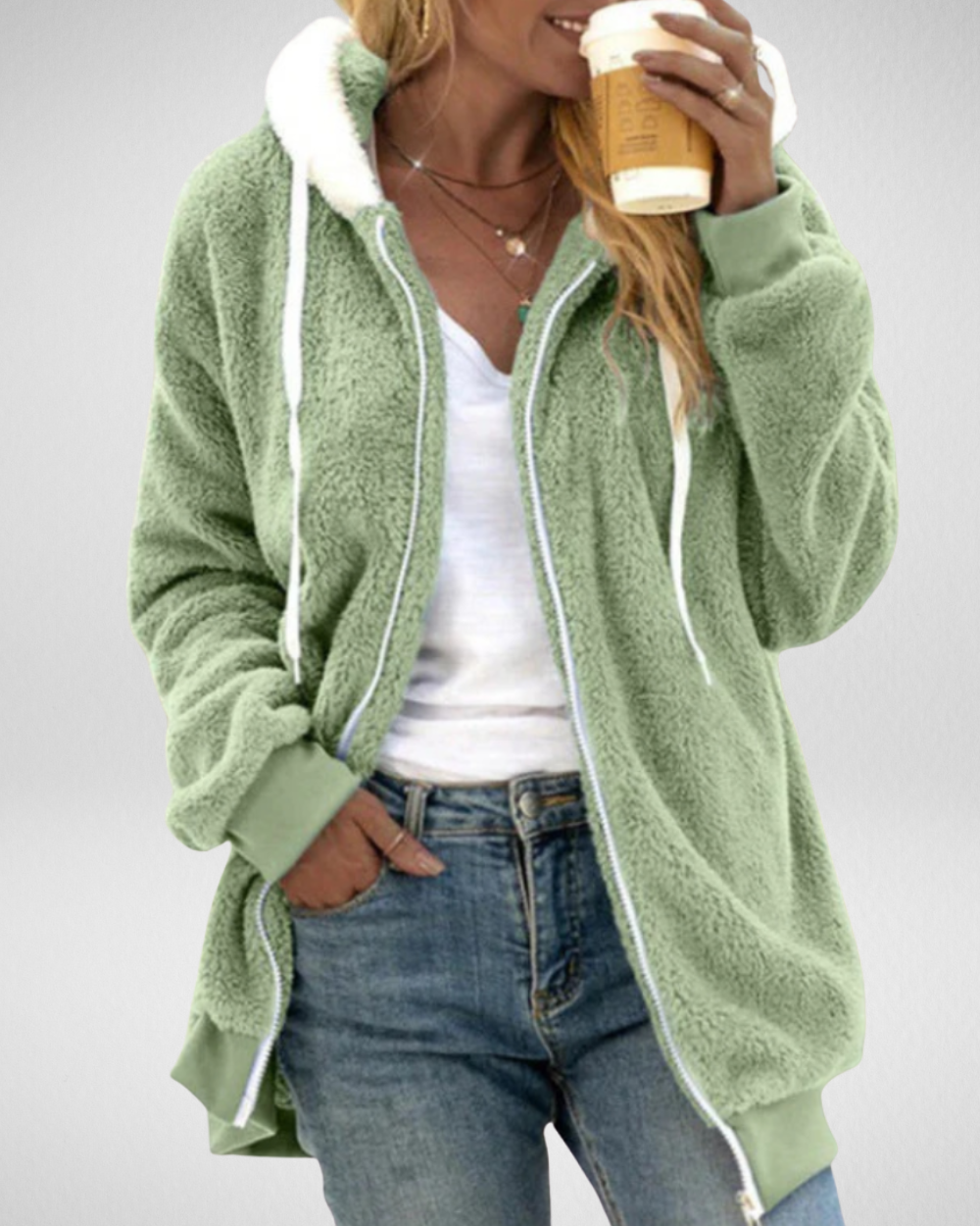 Damska bluza polarowa z kapturem – miękkość i wygoda w codziennym stylu