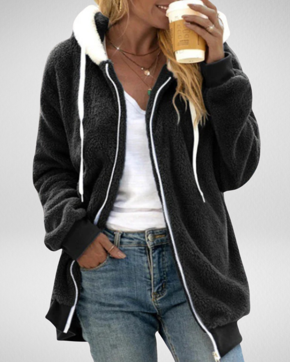 Damska bluza polarowa z kapturem – miękkość i wygoda w codziennym stylu