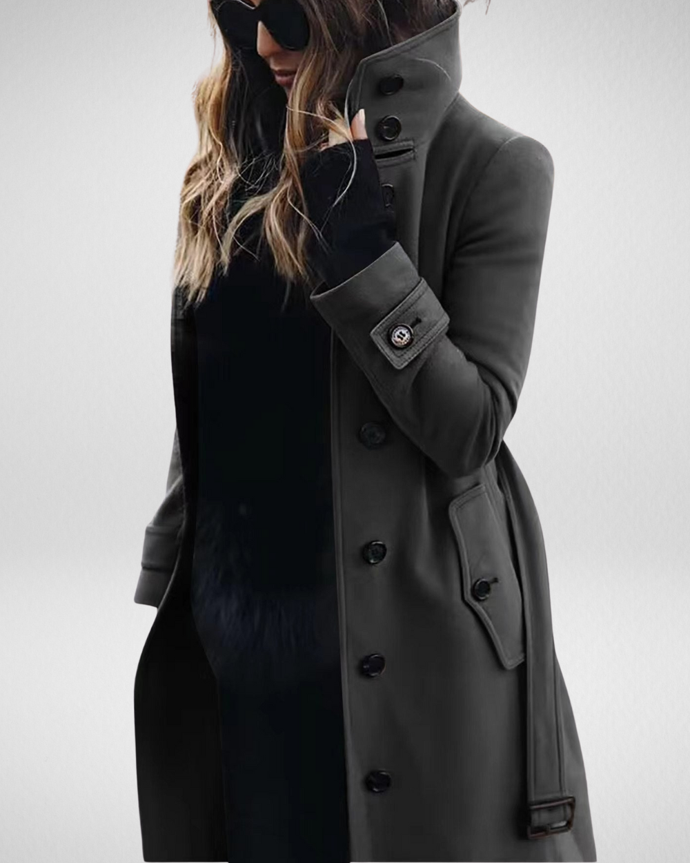 Elegancki płaszcz damski z paskiem – klasyka i szyk na chłodne dni