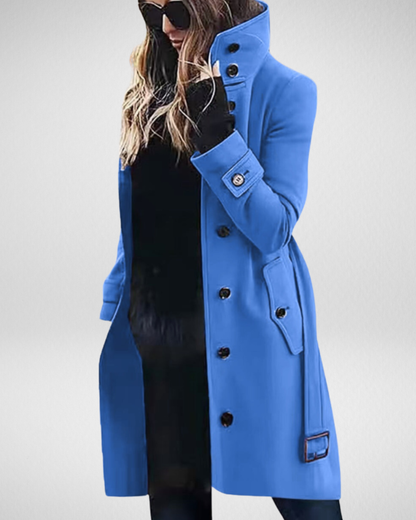 Elegancki płaszcz damski z paskiem – klasyka i szyk na chłodne dni