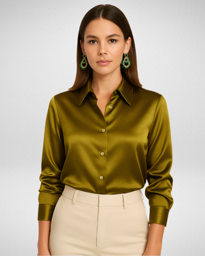 Damska satynowa koszula – elegancja i wygoda w każdej stylizacji