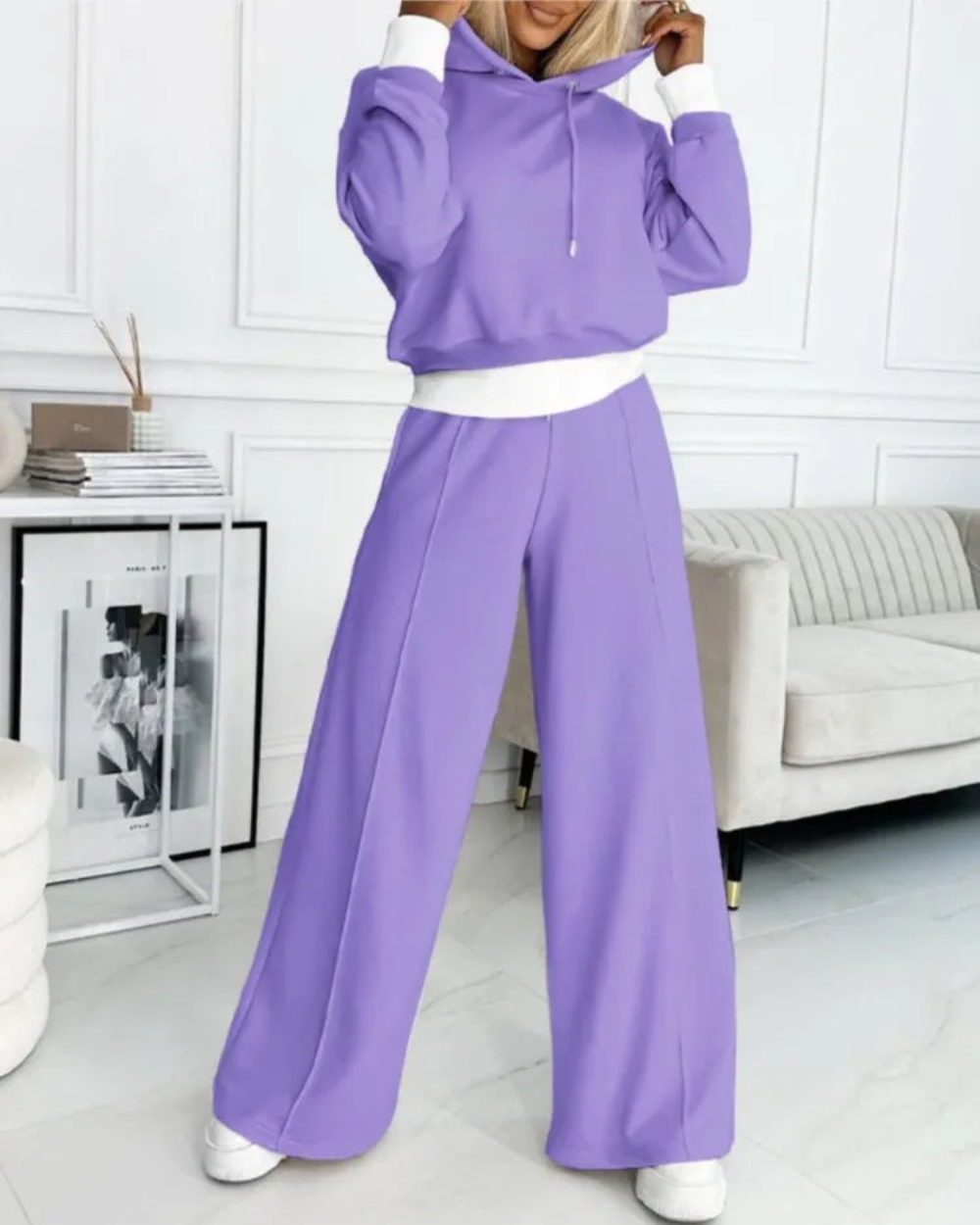 Stylowy komplet dresowy dla kobiet – komfort i nowoczesny wygląd