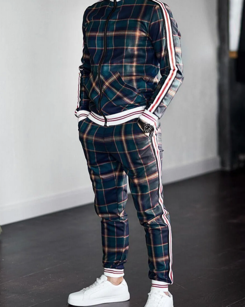 Męski dres w kratę – styl i komfort w jednym zestawie