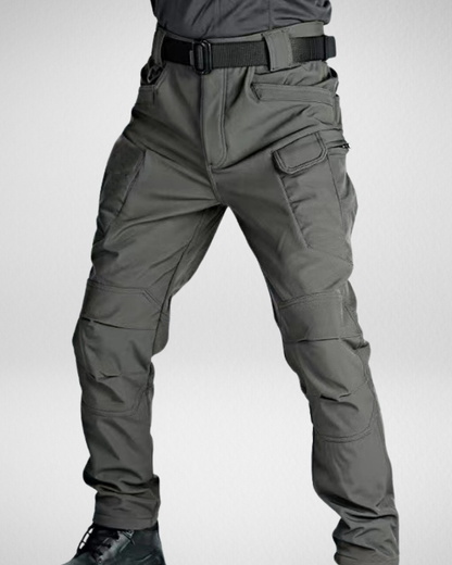 Męskie Spodnie Taktyczne – Wytrzymałość i Komfort w Każdych Warunkach