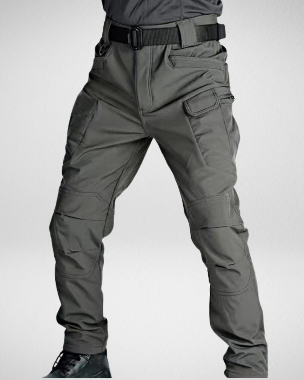 Męskie Spodnie Taktyczne – Wytrzymałość i Komfort w Każdych Warunkach