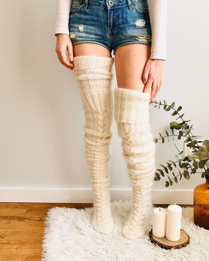 Ciepłe zakolanówki Windy – miękkość, wygoda i zimowy komfort