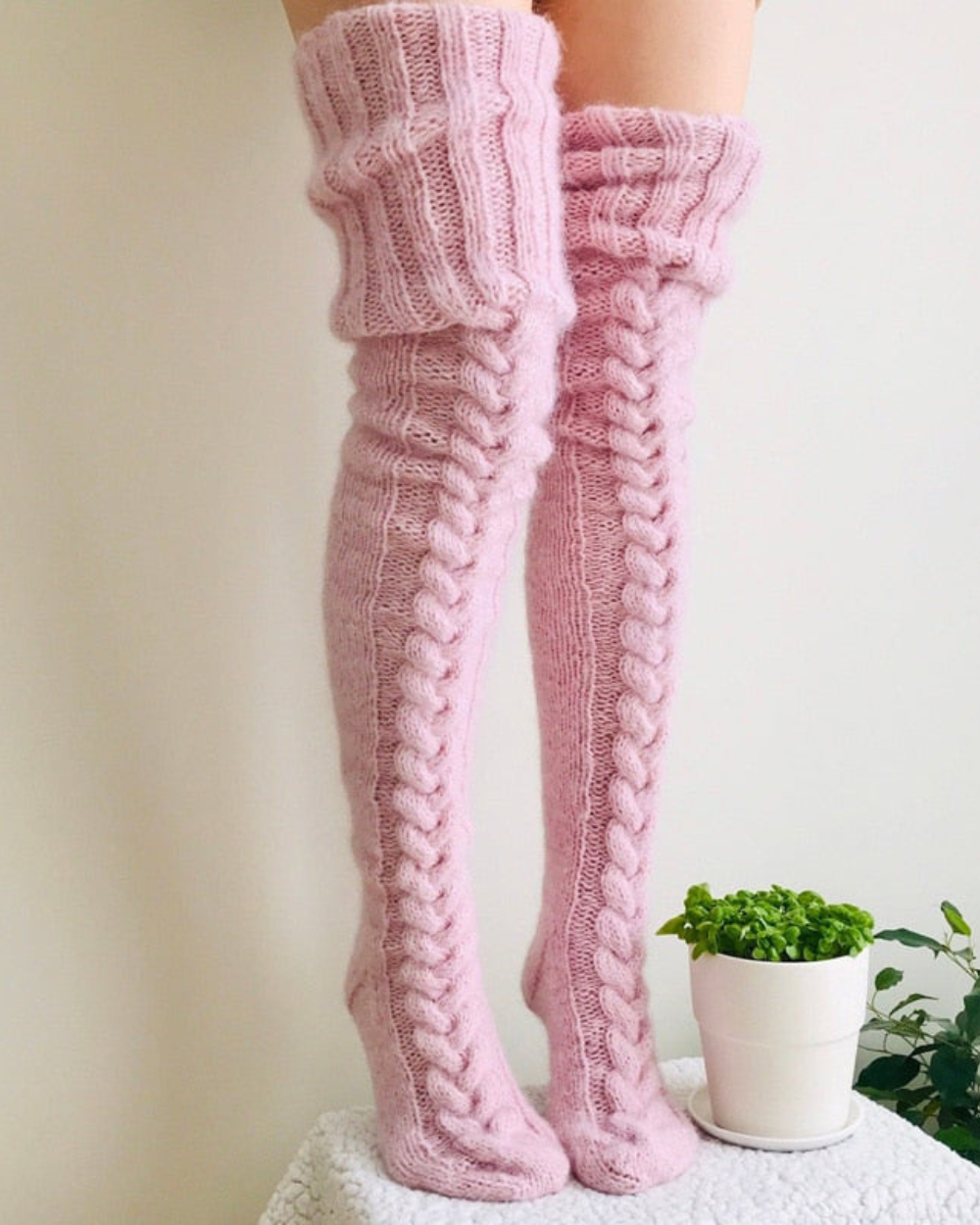 Ciepłe zakolanówki Windy – miękkość, wygoda i zimowy komfort