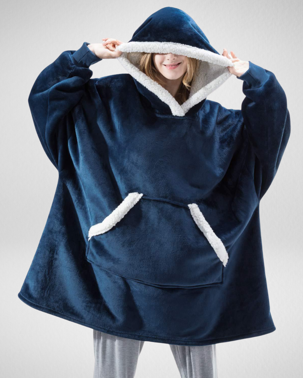 Koc sweterkowy z kapturem – maksymalna miękkość i ciepło